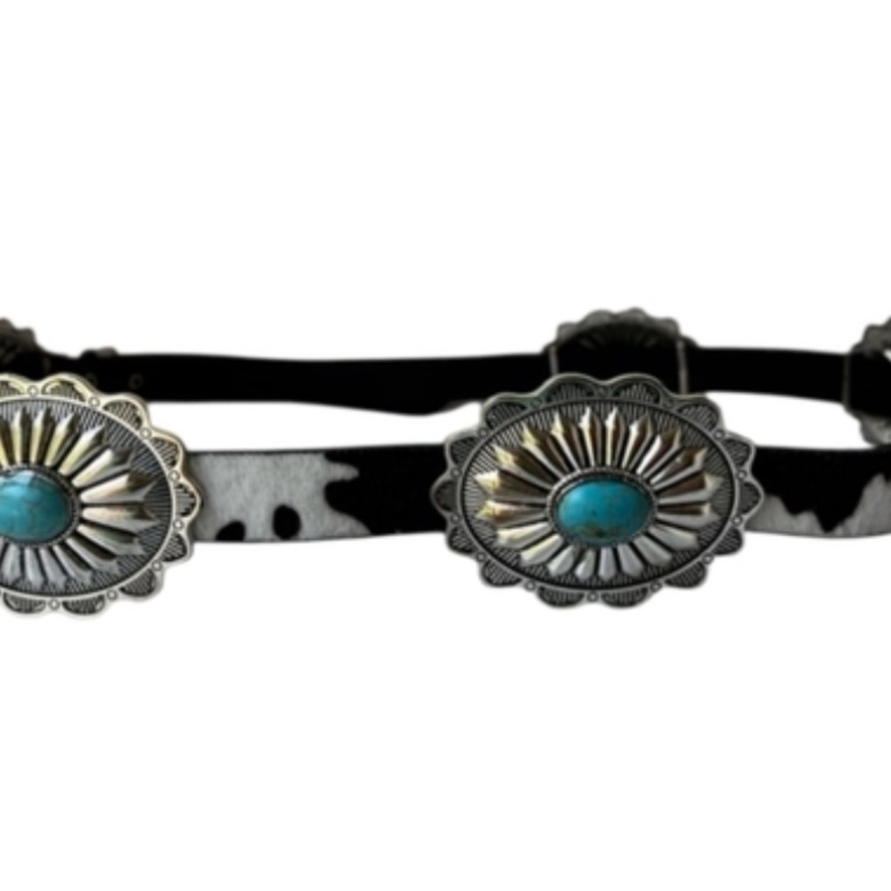 Gorgeous, Haute Hippie Cow Print Concho belt❤️NWT - Picture 6 of 6